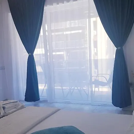 Garsoniera Ady * مانغاليا